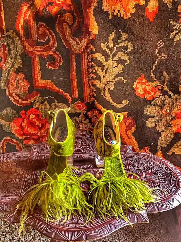 green_feather_shoes.jpg